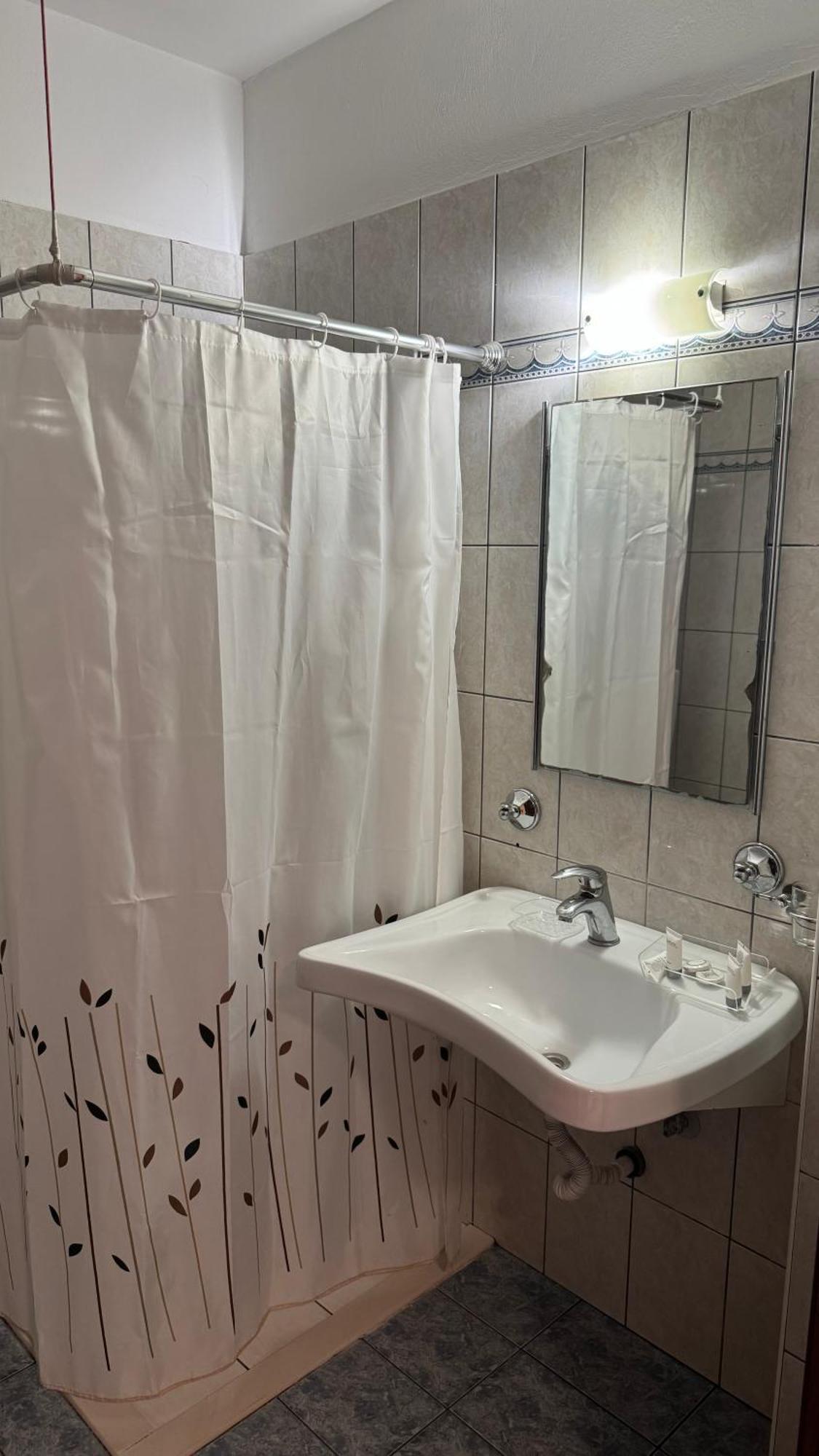 Chrisovalanto Hotel Sívota 客房 照片