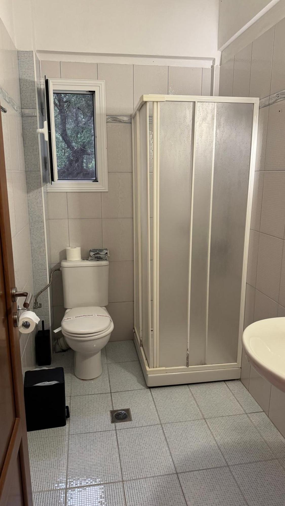 Chrisovalanto Hotel Sívota 外观 照片